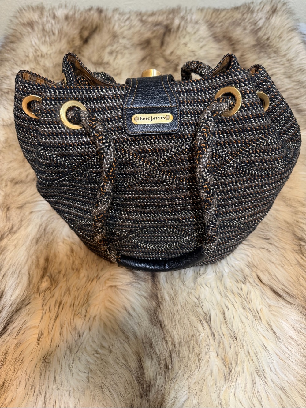 Eric Javits Black and Gold Woven Bucket Tote - Picture 5 of 8
